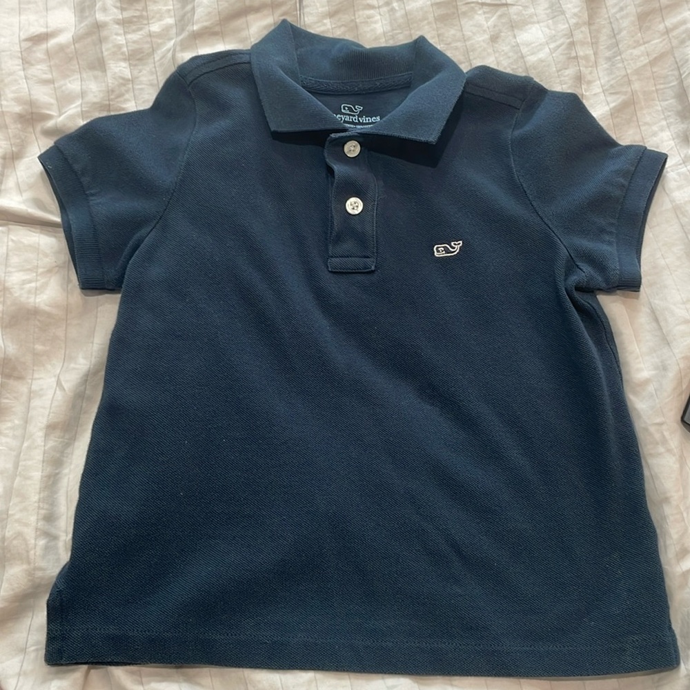 Vineyard vines size 5 boys navy blue collared polo tee worn good condition